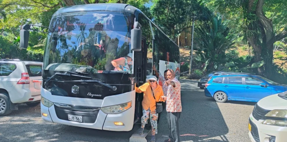 fiji bus tours